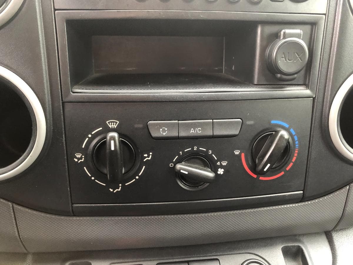 Peugeot Partner · Año 2015 — imagen 31