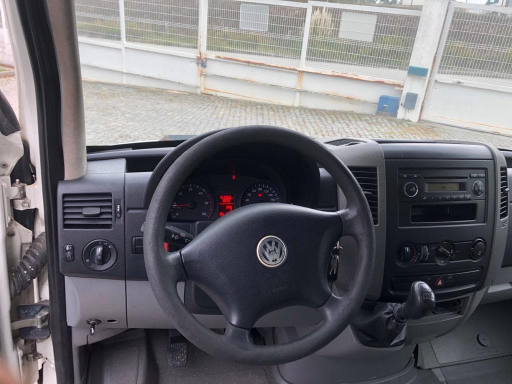 Pronto Socorro Volkswagen Crafter 35 2.5 TDI · Ano 2008 — image 32
