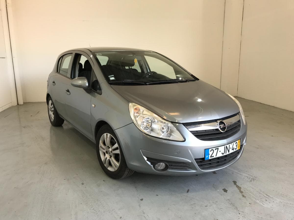 Opel Corsa 1.3 CDTI · Ano 2010 — imagen 2