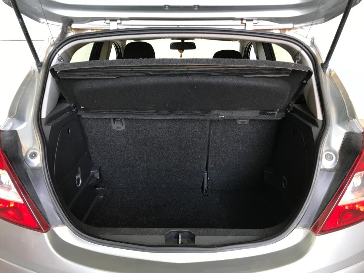 Opel Corsa 1.3 CDTI · Ano 2010 — imagen 8