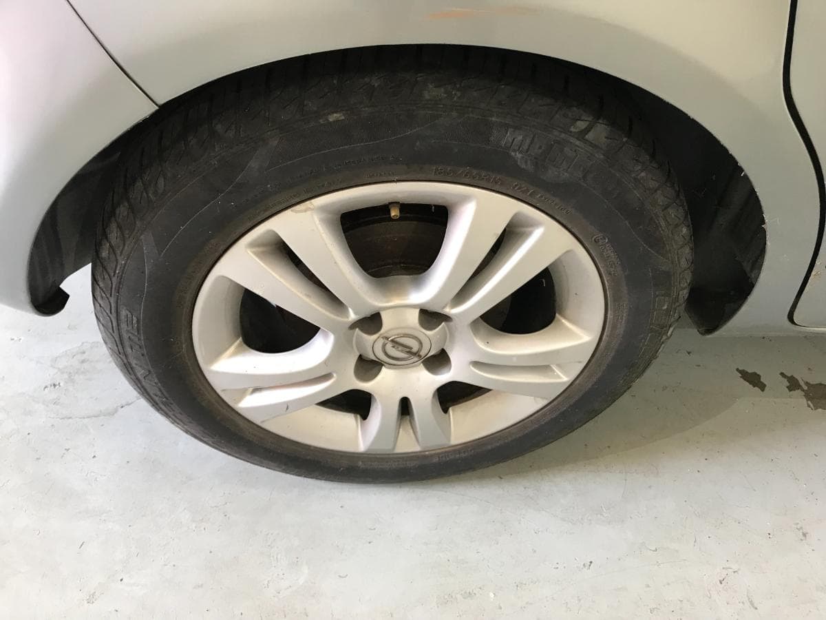 Opel Corsa 1.3 CDTI · Ano 2010 — imagen 19