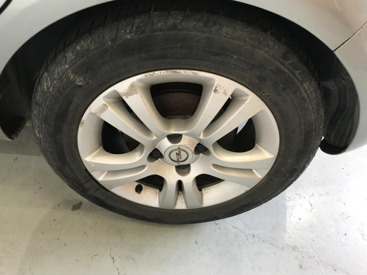 Opel Corsa 1.3 CDTI · Ano 2010 — imagen 21