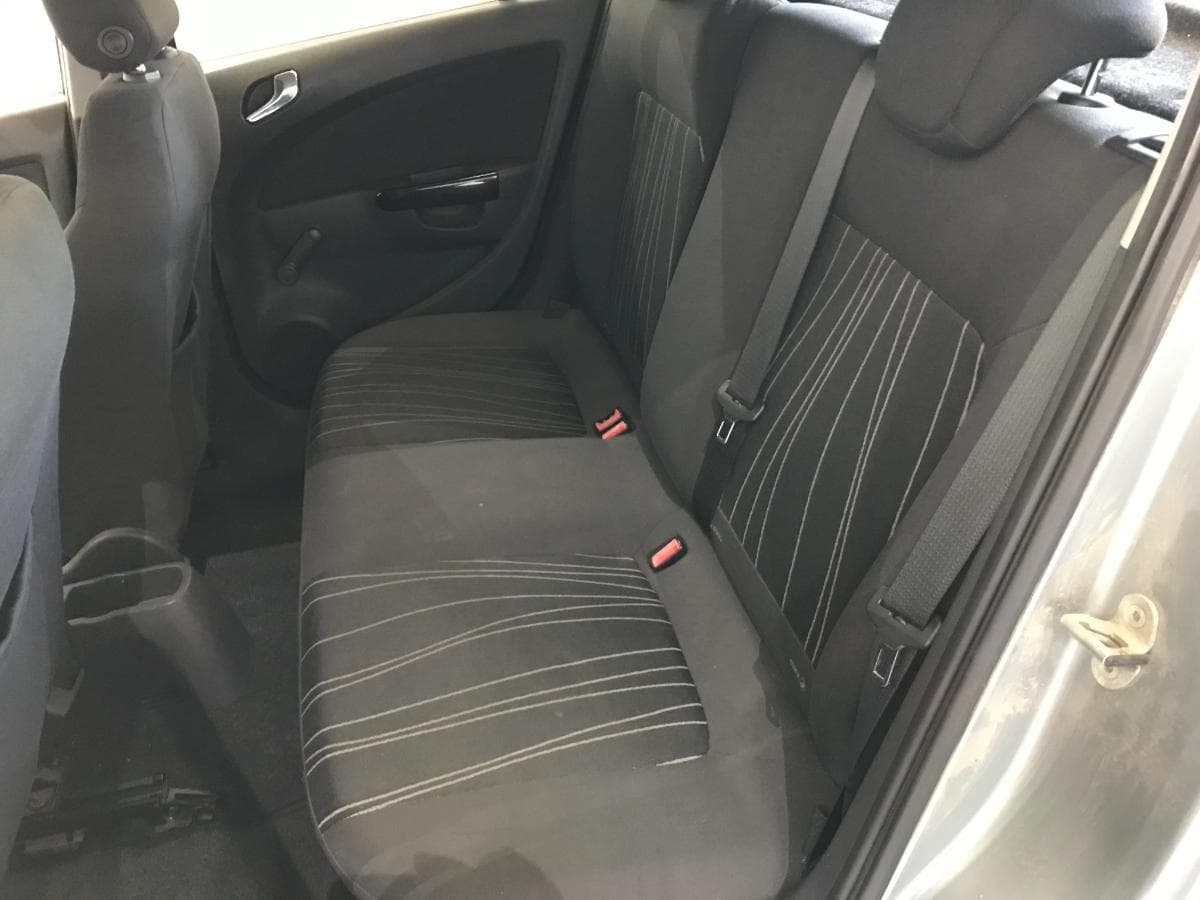 Opel Corsa 1.3 CDTI · Ano 2010 — imagen 29