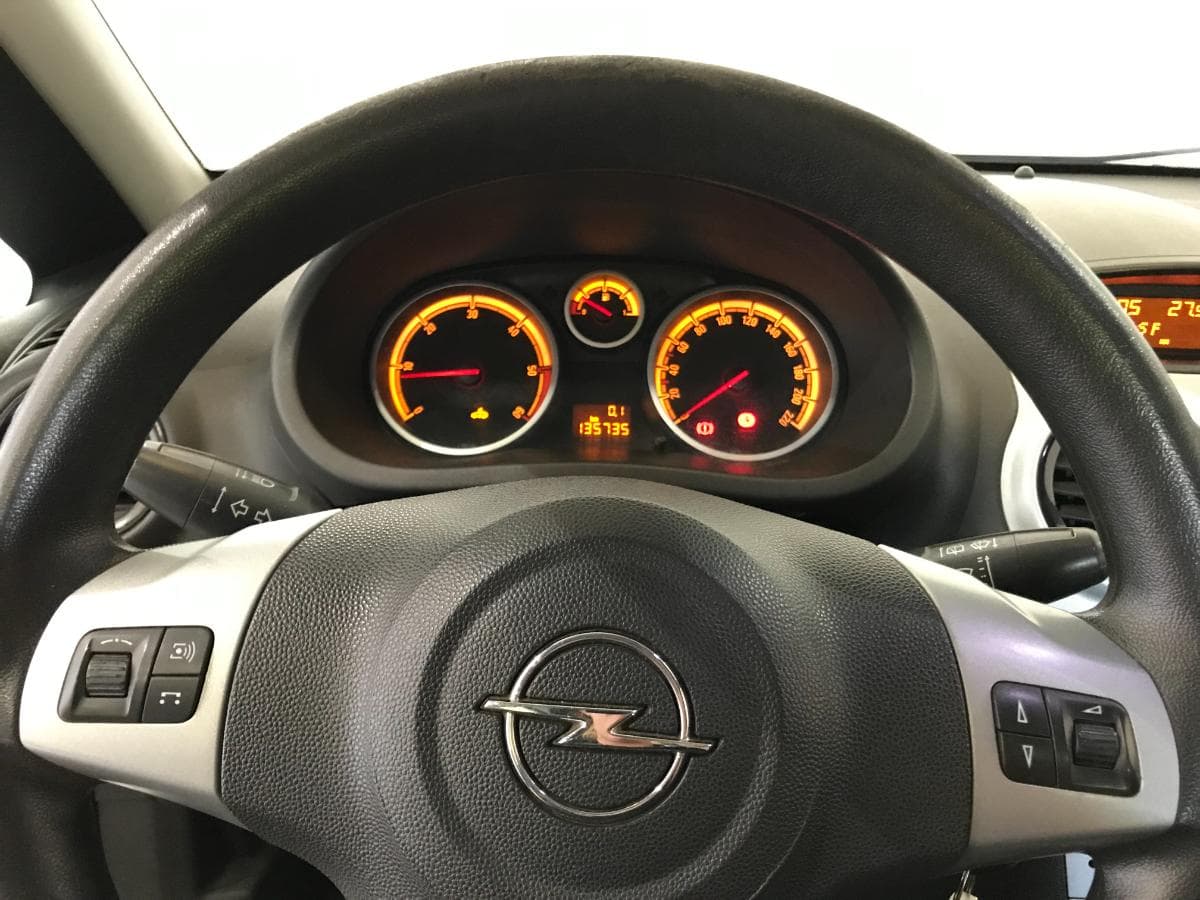 Opel Corsa 1.3 CDTI · Ano 2010 — imagen 33