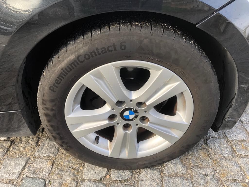 BMW 118D · Ano 2010 — image 16
