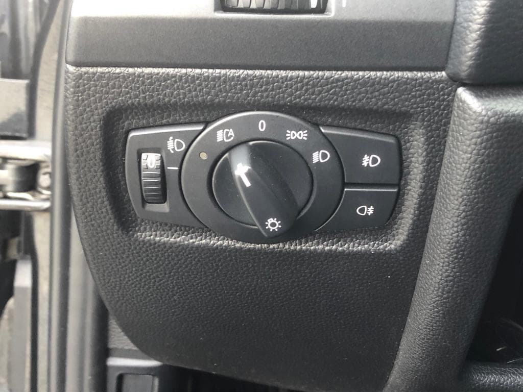 BMW 118D · Ano 2010 — image 25