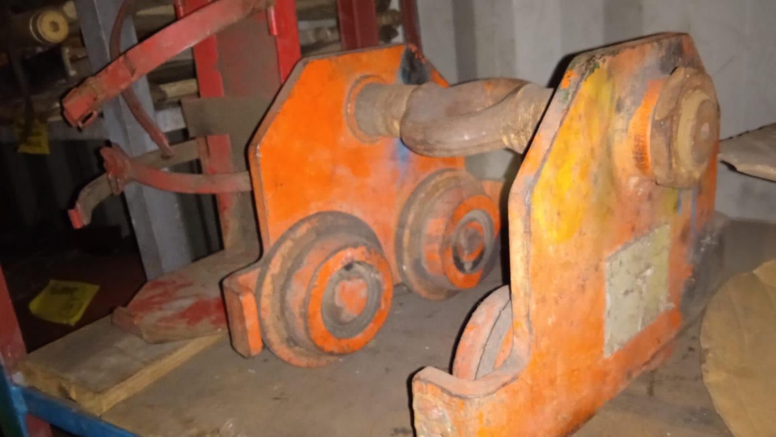 Diversos + Rebarbadeiras + Diversos + Diversos + Rebarbadeiras + Furadeira + Diversos + Braçadeiras + Torque Wreck + Radiadores + Diversos + Diversos + Diversos + Diversos + Diversos + Diversos + Diversos + Diversos + Contentor de 40P · — imagem 53