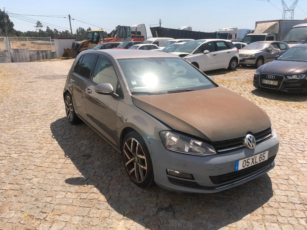 Volkswagen Golf 1.6 TDI · Ano 2014 — imagem 1
