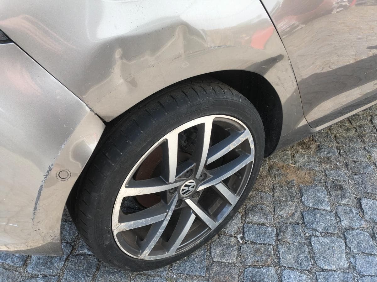 Volkswagen Golf 1.6 TDI · Ano 2014 — imagem 10