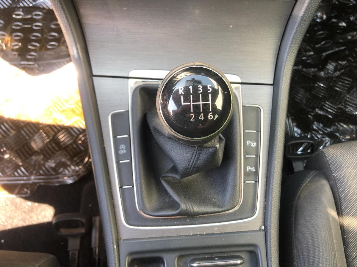 Volkswagen Golf 1.6 TDI · Ano 2014 — imagem 27