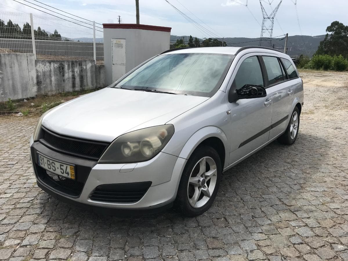 Opel Astra 1.3 CDTI · Ano 2006 — image 2