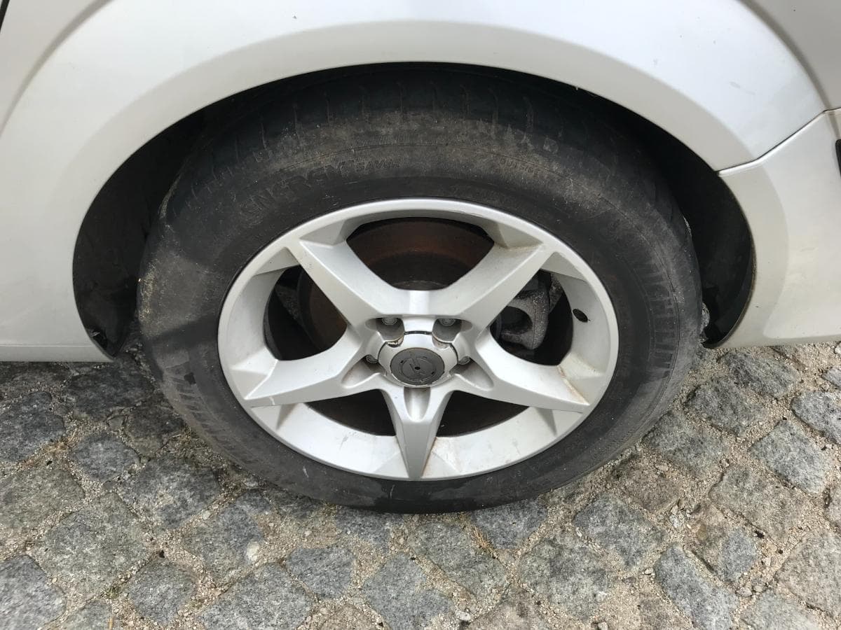 Opel Astra 1.3 CDTI · Ano 2006 — image 21