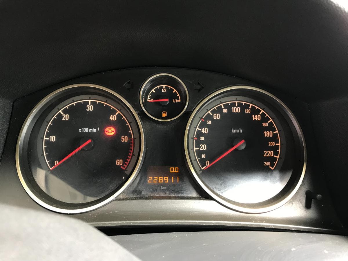 Opel Astra 1.3 CDTI · Ano 2006 — image 34