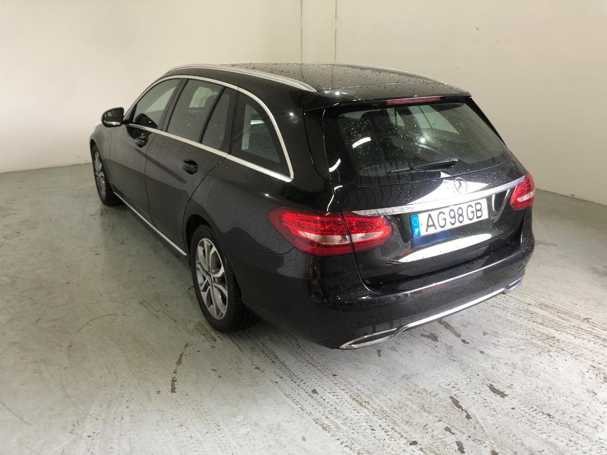 Mercedes-Benz C180D · Ano 2016 — imagen 10