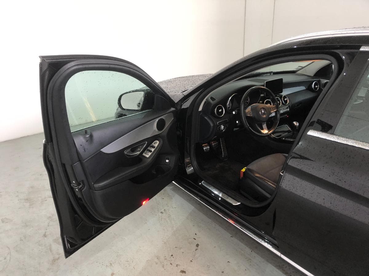Mercedes-Benz C180D · Ano 2016 — imagen 16