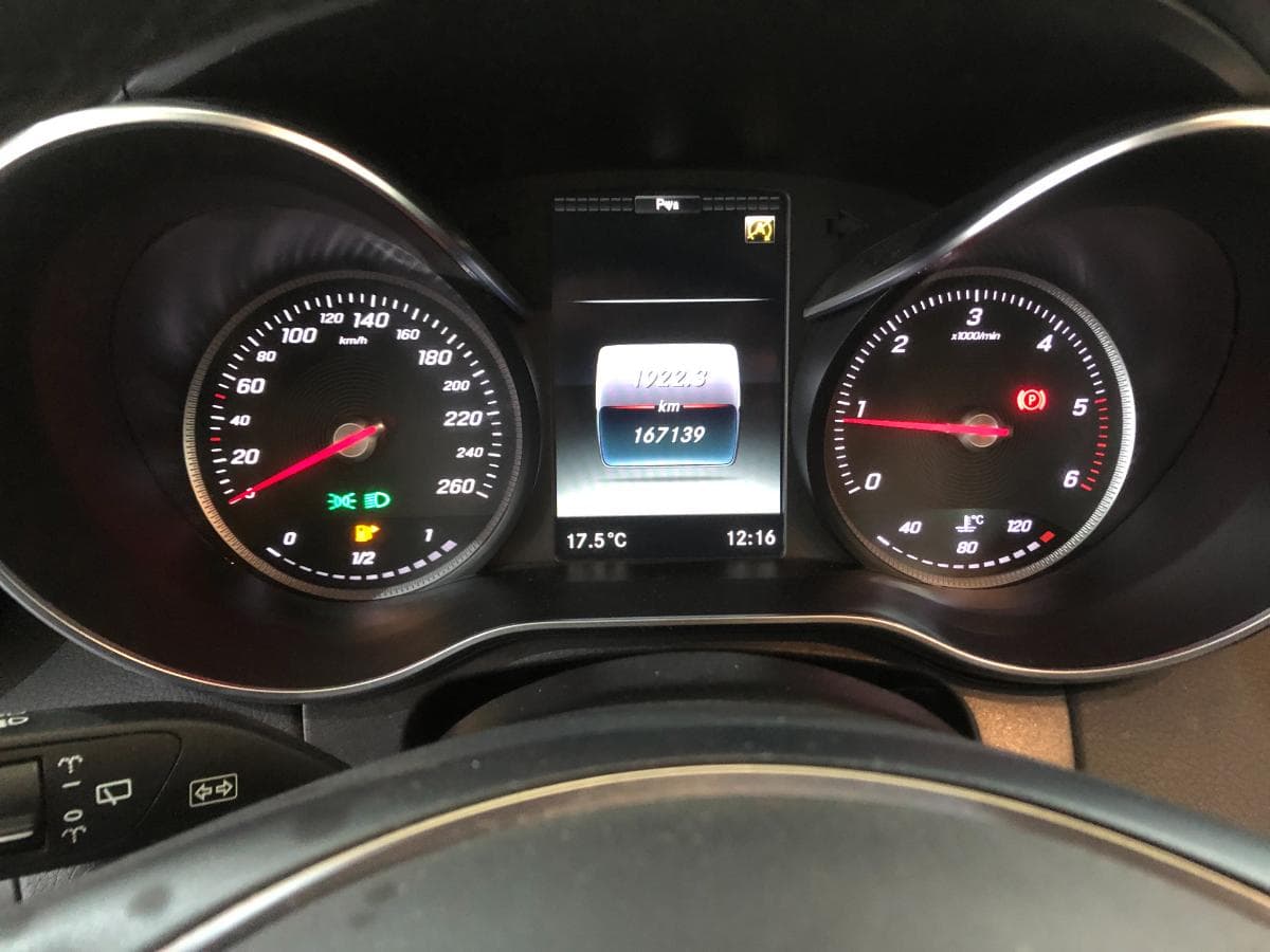 Mercedes-Benz C180D · Ano 2016 — imagen 23