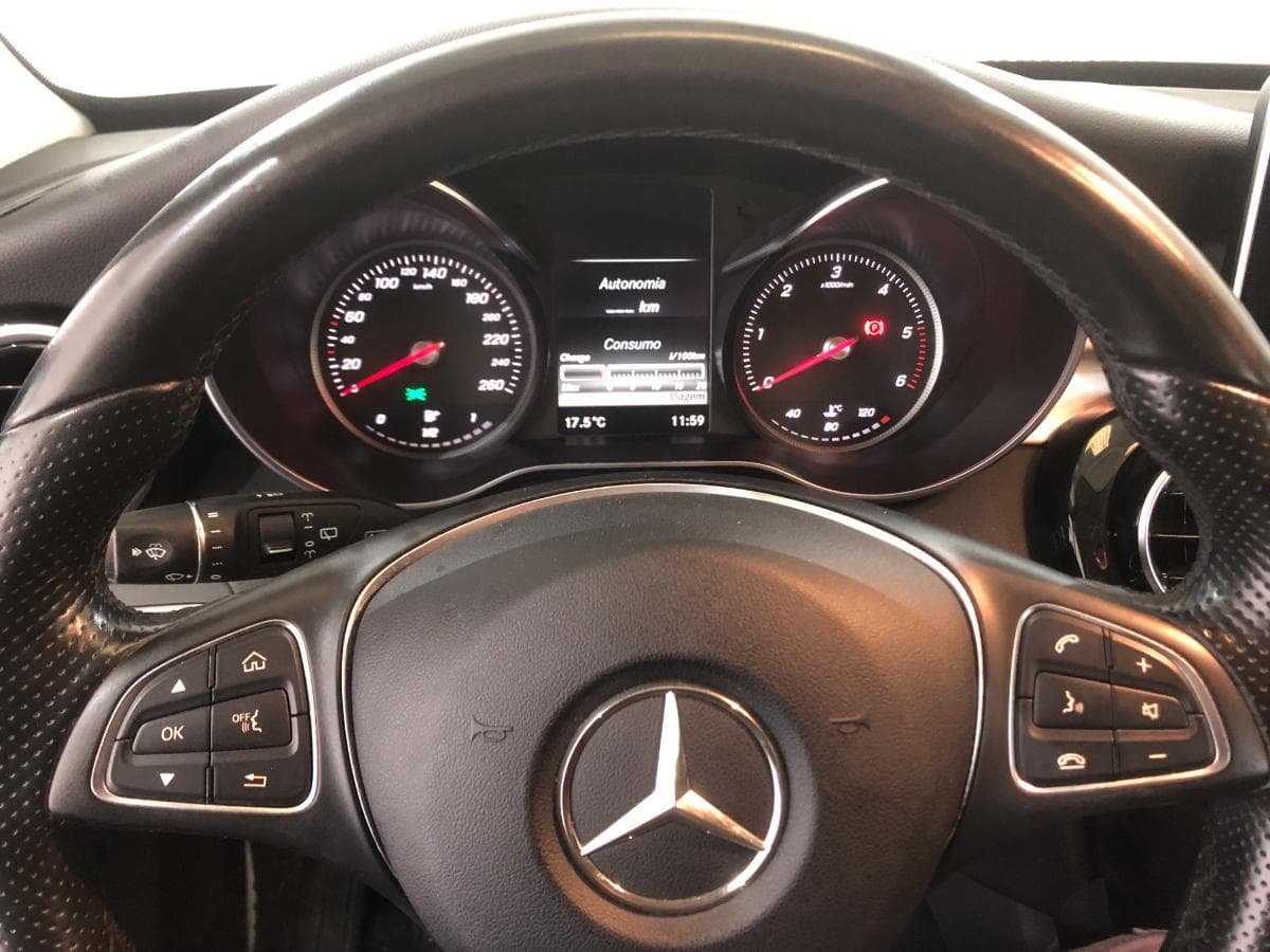 Mercedes-Benz C180D · Ano 2016 — imagen 37