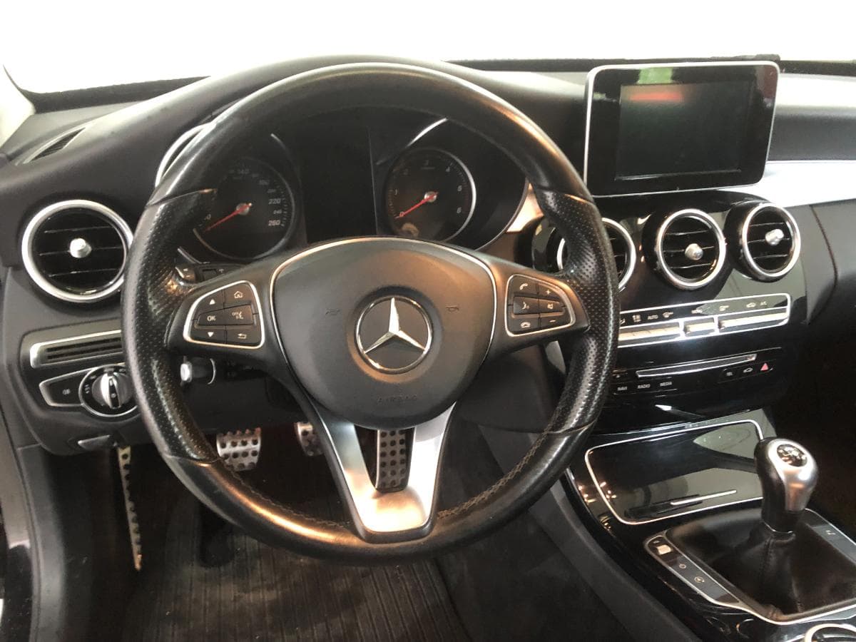 Mercedes-Benz C180D · Ano 2016 — imagen 34