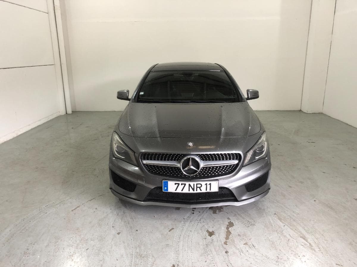 Mercedes-Benz CLA 220 D · Ano 2013 — imagem 3