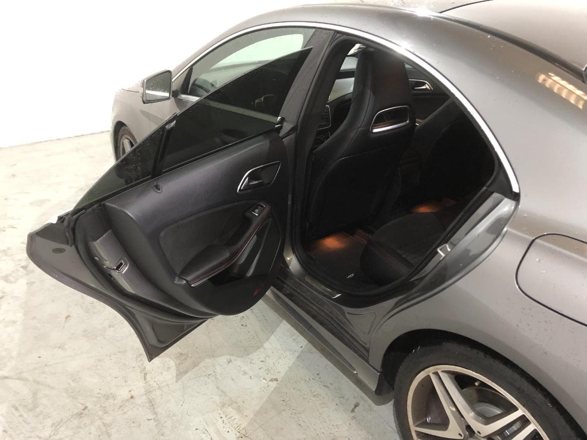 Mercedes-Benz CLA 220 D · Ano 2013 — imagem 17
