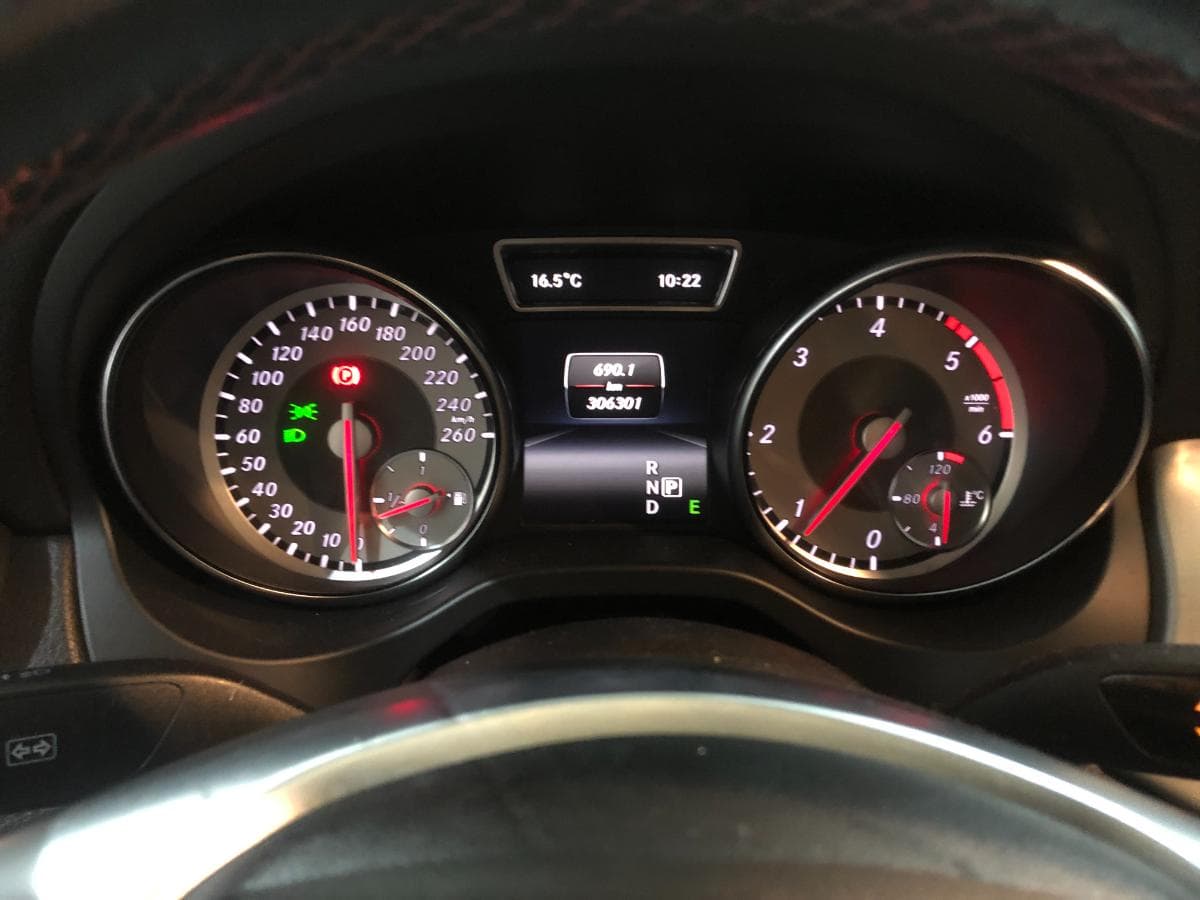 Mercedes-Benz CLA 220 D · Ano 2013 — imagem 21