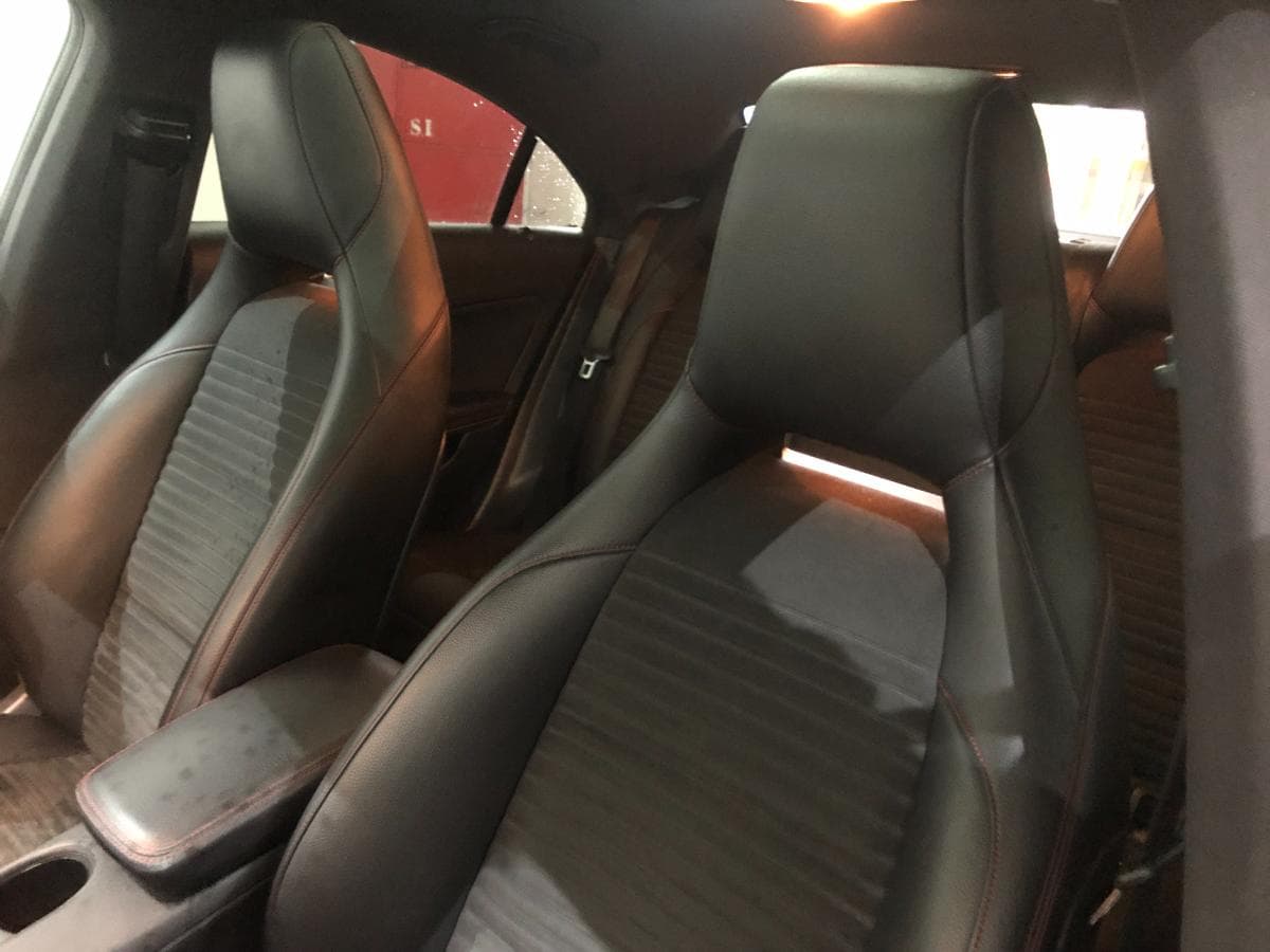 Mercedes-Benz CLA 220 D · Ano 2013 — imagem 31