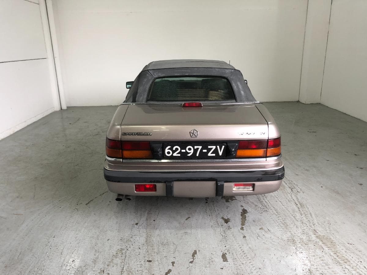 Chrysler Le Baron · Ano 1989 — imagen 8