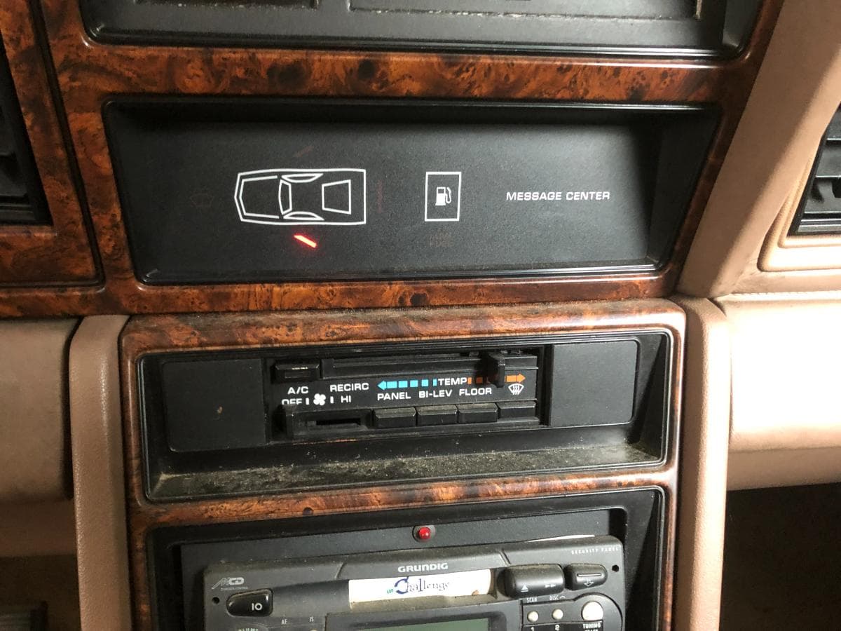 Chrysler Le Baron · Ano 1989 — imagen 23