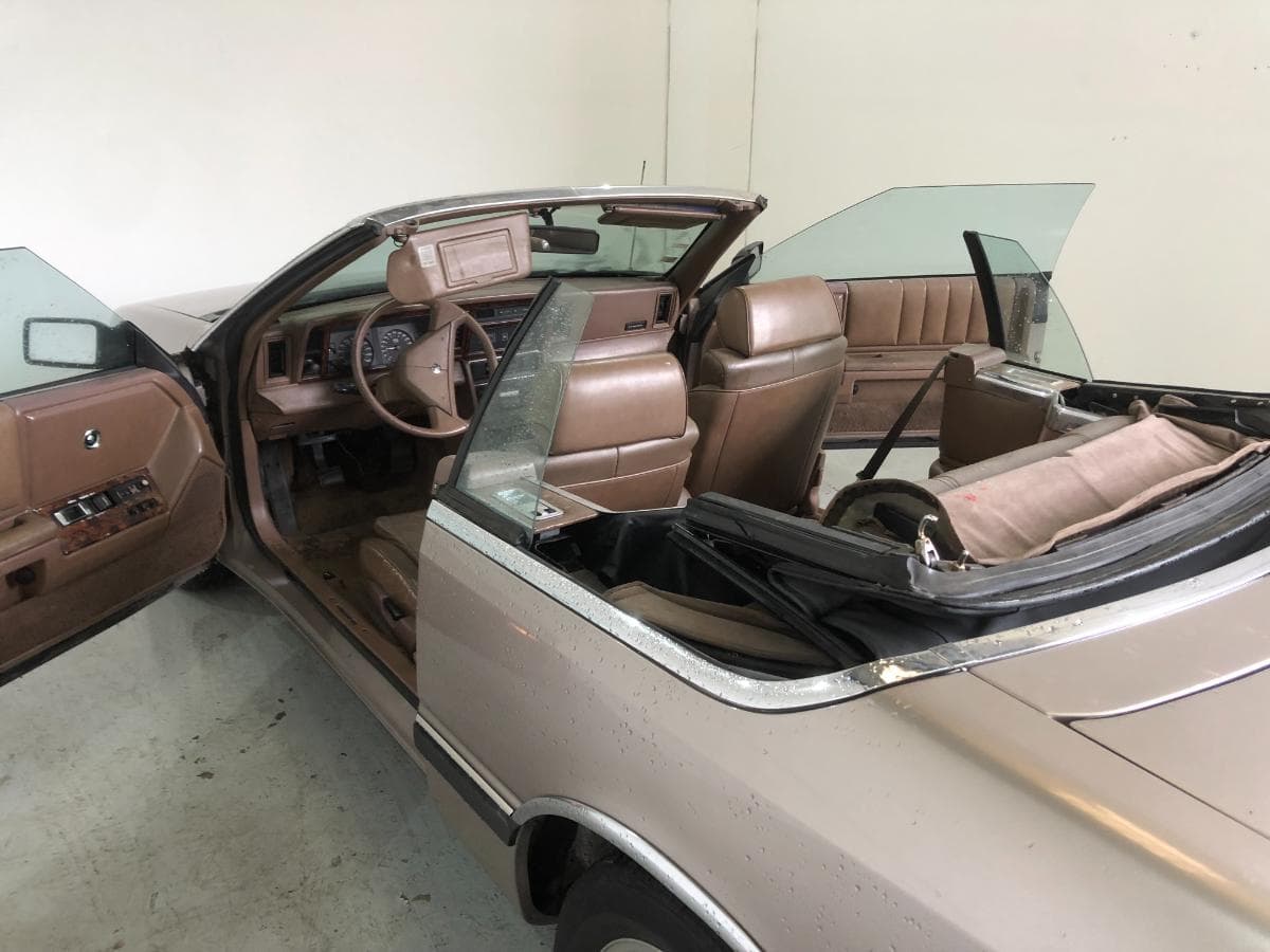 Chrysler Le Baron · Ano 1989 — imagen 27