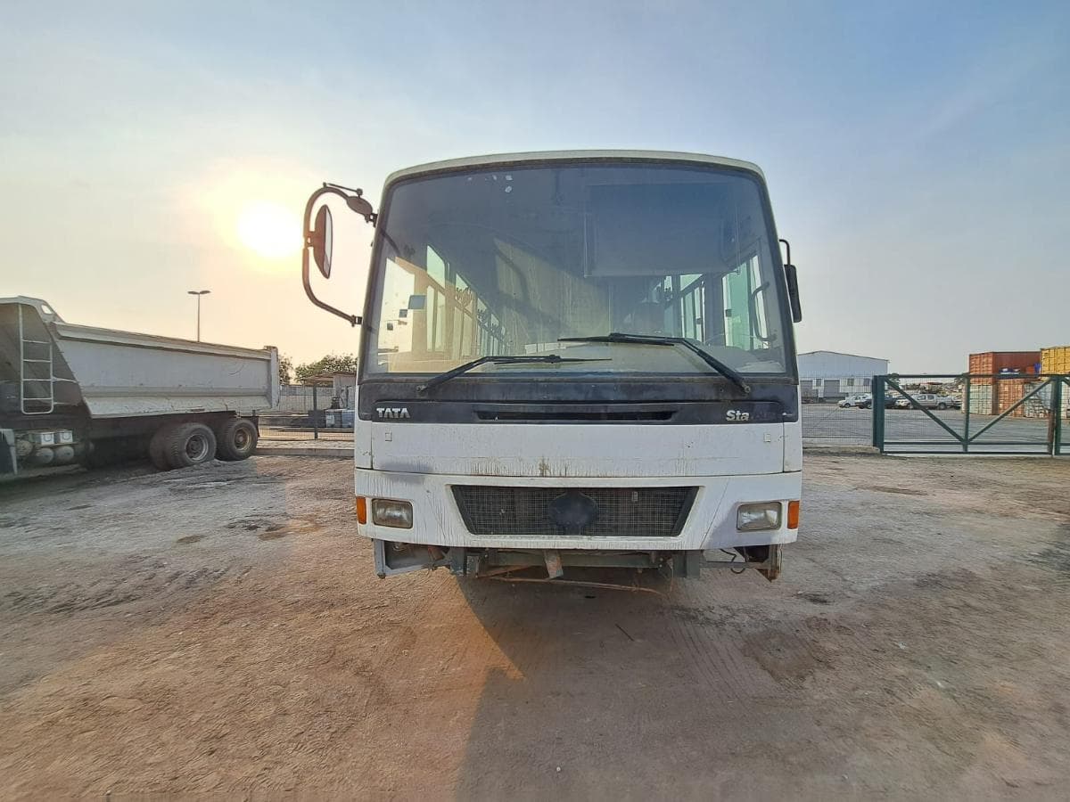 Autocarro TATA de 60 a 69 Lugares · Viana — image 6