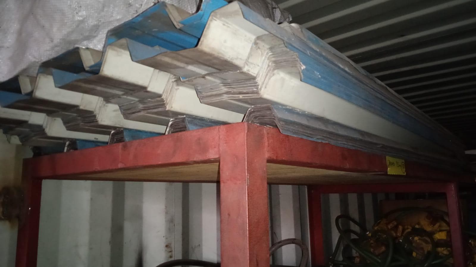 Diversos + Rebarbadeiras + Diversos + Diversos + Rebarbadeiras + Furadeira + Diversos + Braçadeiras + Torque Wreck + Radiadores + Diversos + Diversos + Diversos + Diversos + Diversos + Diversos + Diversos + Diversos + Contentor de 40P · — imagem 85