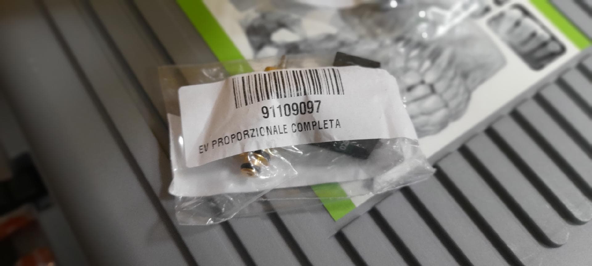 Stock peças e acessórios — image 7