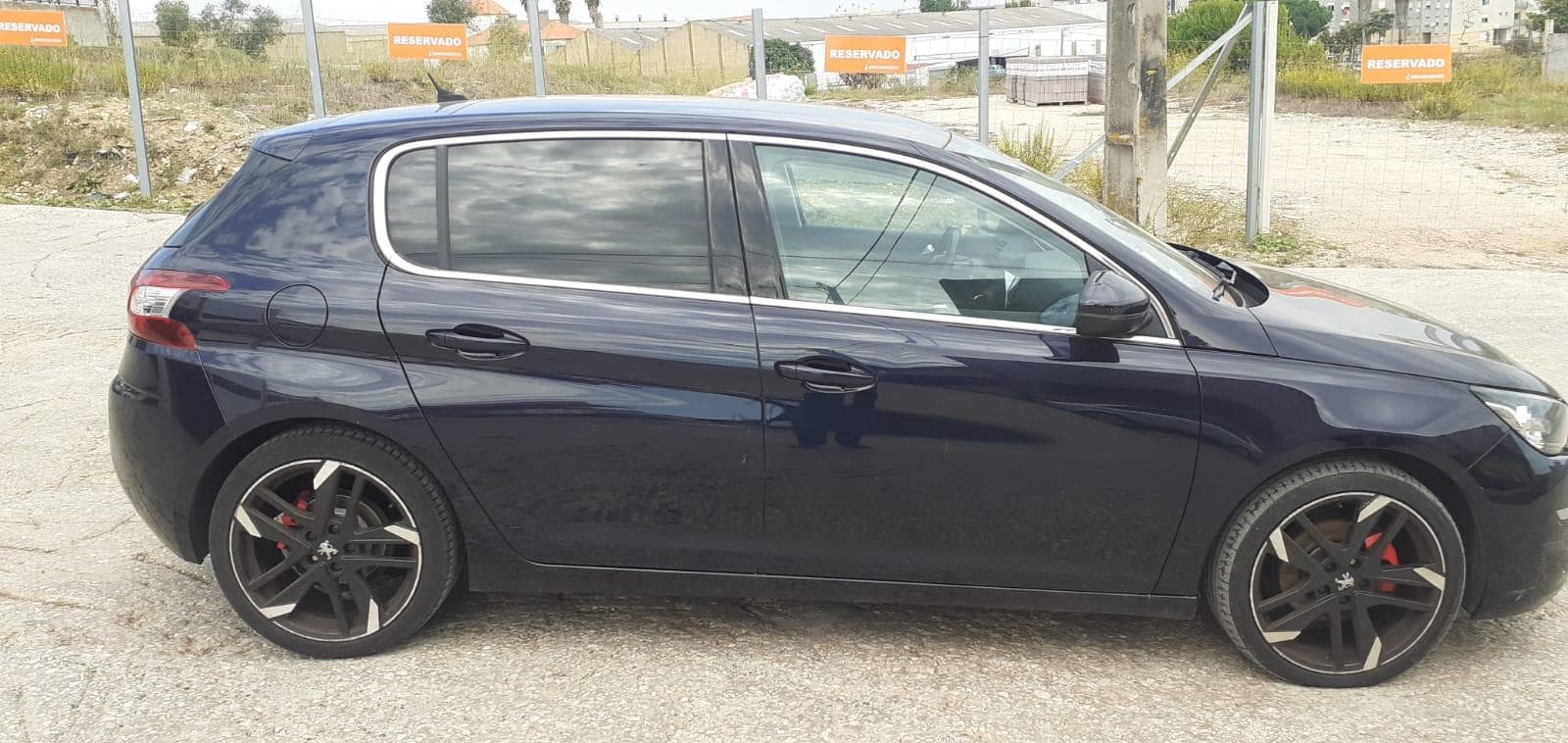 Peugeot 308 1.6 Blue HDI · Ano 2015 — imagen 6