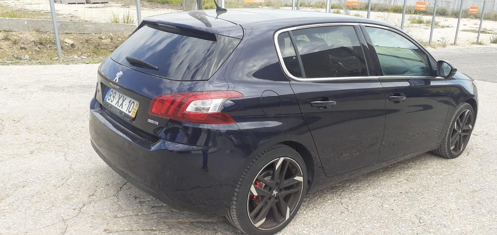 Peugeot 308 1.6 Blue HDI · Ano 2015 — imagen 7