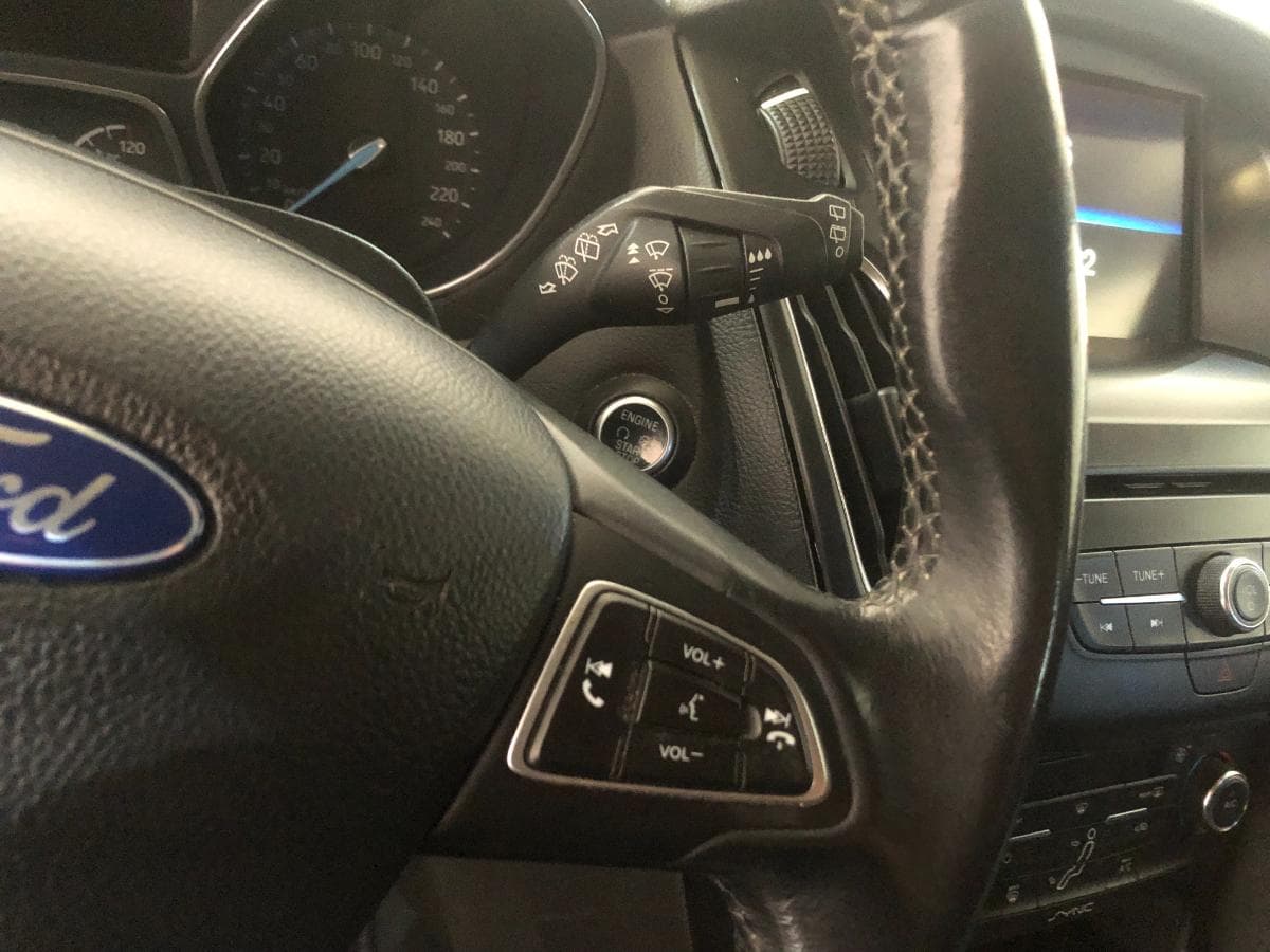 Ford Focus · Ano 2015 — imagem 38