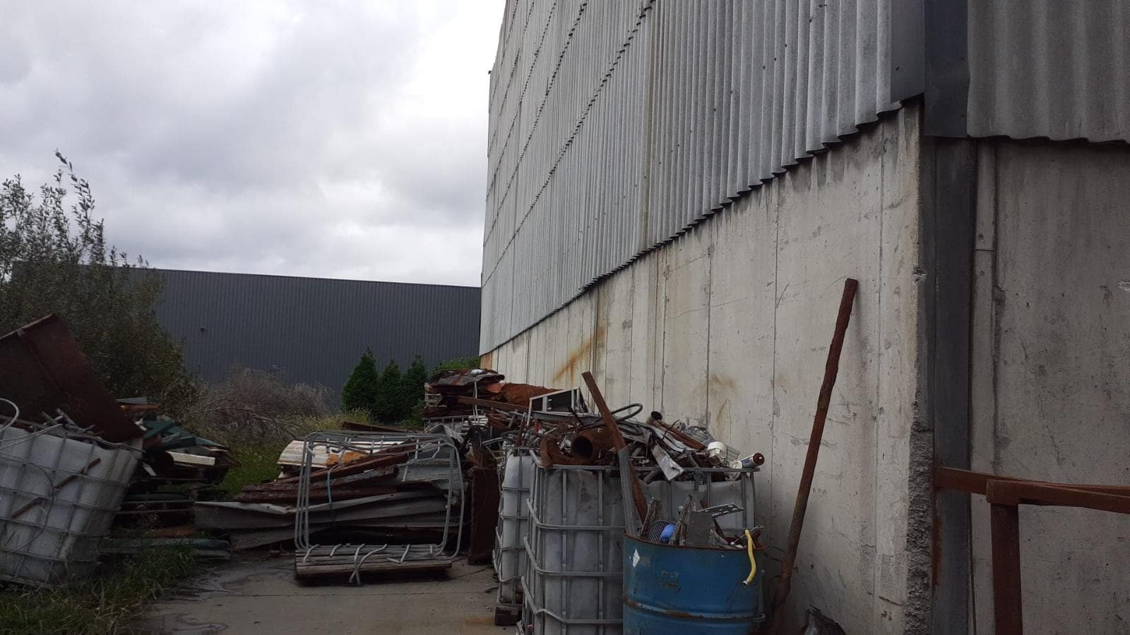 Estabelecimento Comercial · Transformação, reciclagem e refinação de alumínios e outros resíduos · Viana do Castelo — imagem 113