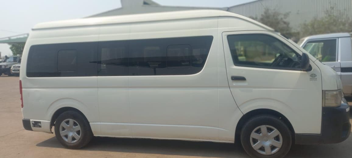 Toyota Hiace · — imagem 5