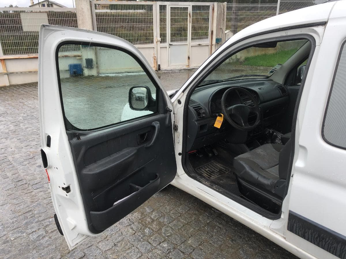 Citroën Berlingo HDI · Ano 2002 — imagen 14