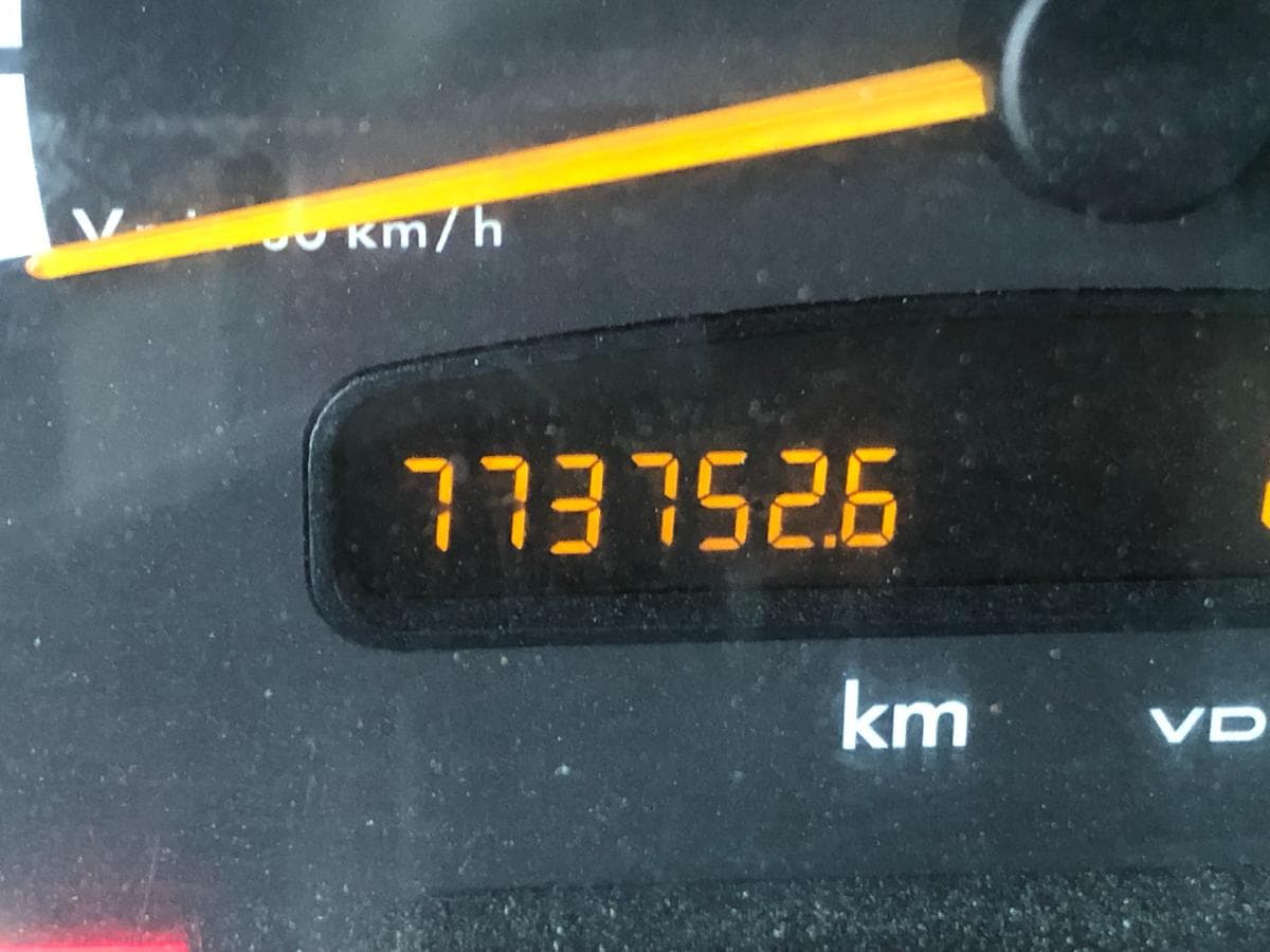 Mercedes-Benz 413CDI · Ano 2001 — imagem 18