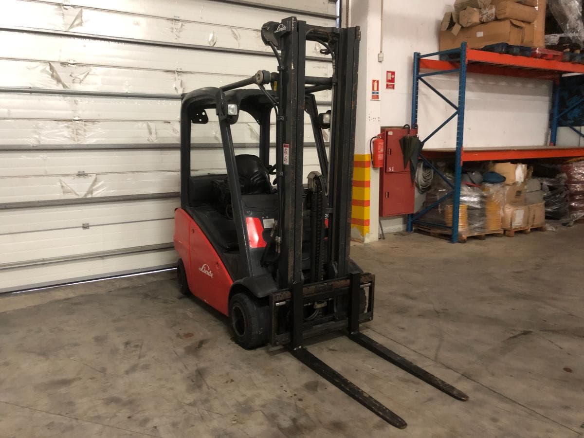 Empilhador Linde H20 · Gás — imagem 1
