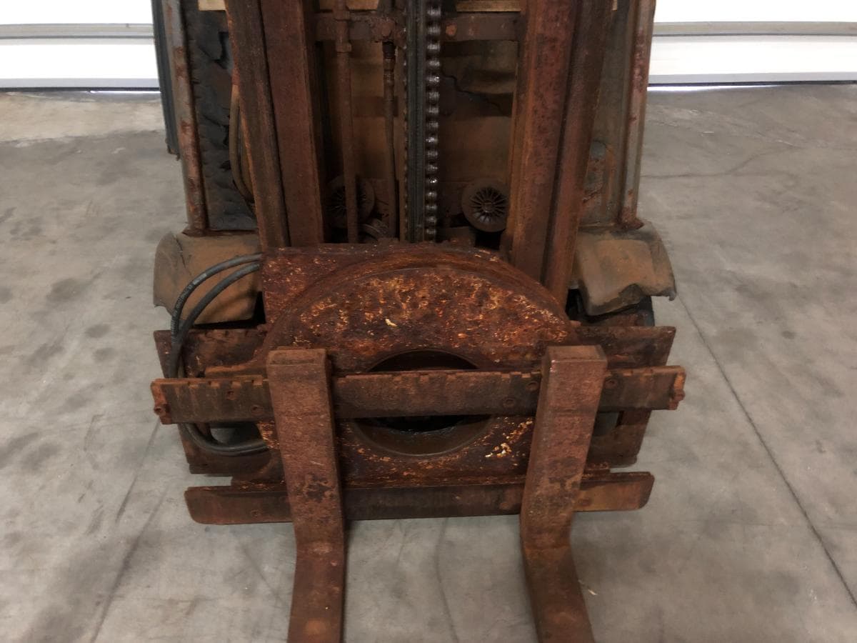 Empilhador Linde H20D-01 — imagem 4