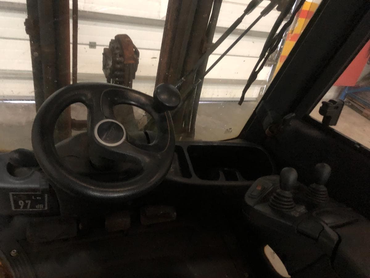 Empilhador Linde H20D-01 — imagem 10