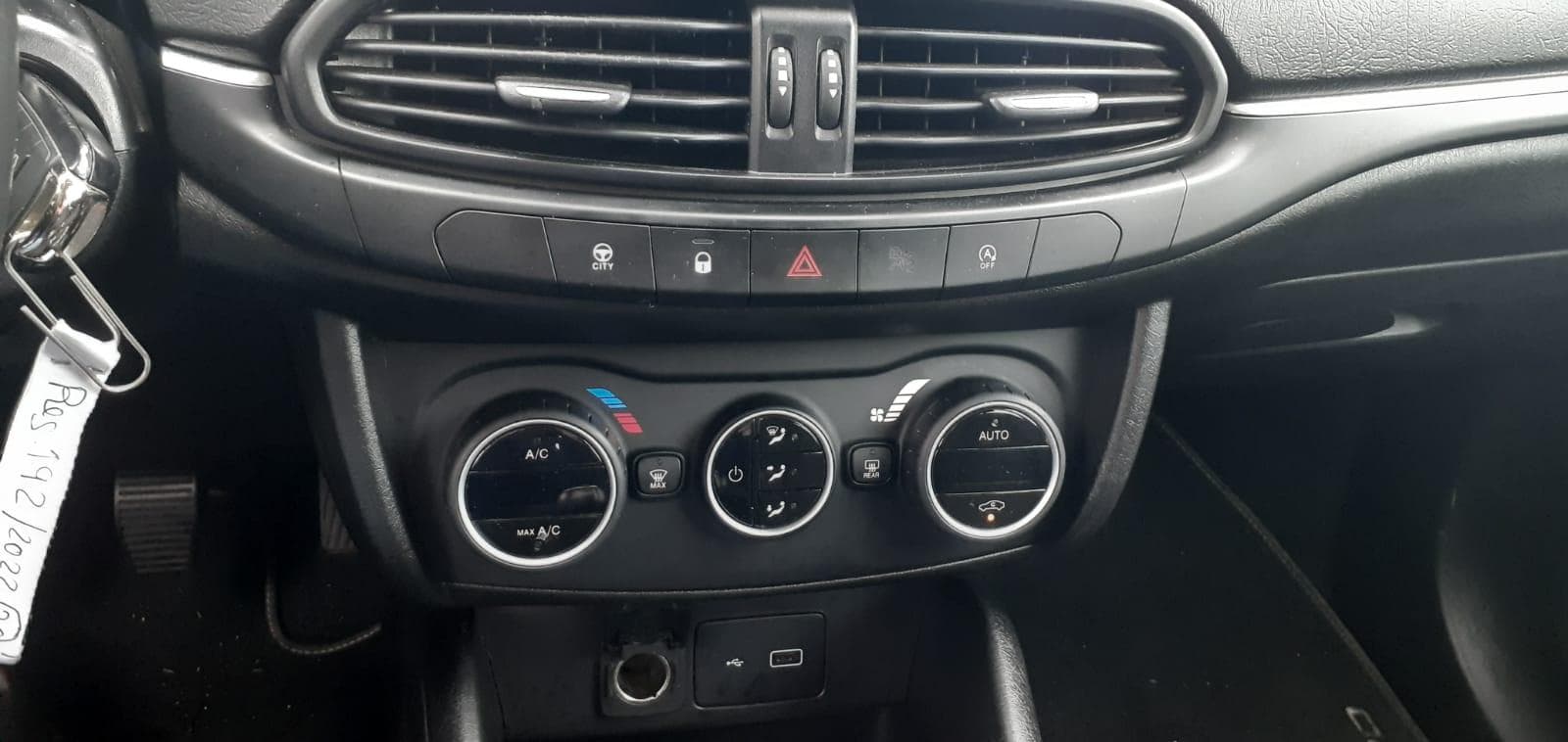 Fiat Tipo 1.2D · Ano 2015 — imagen 22