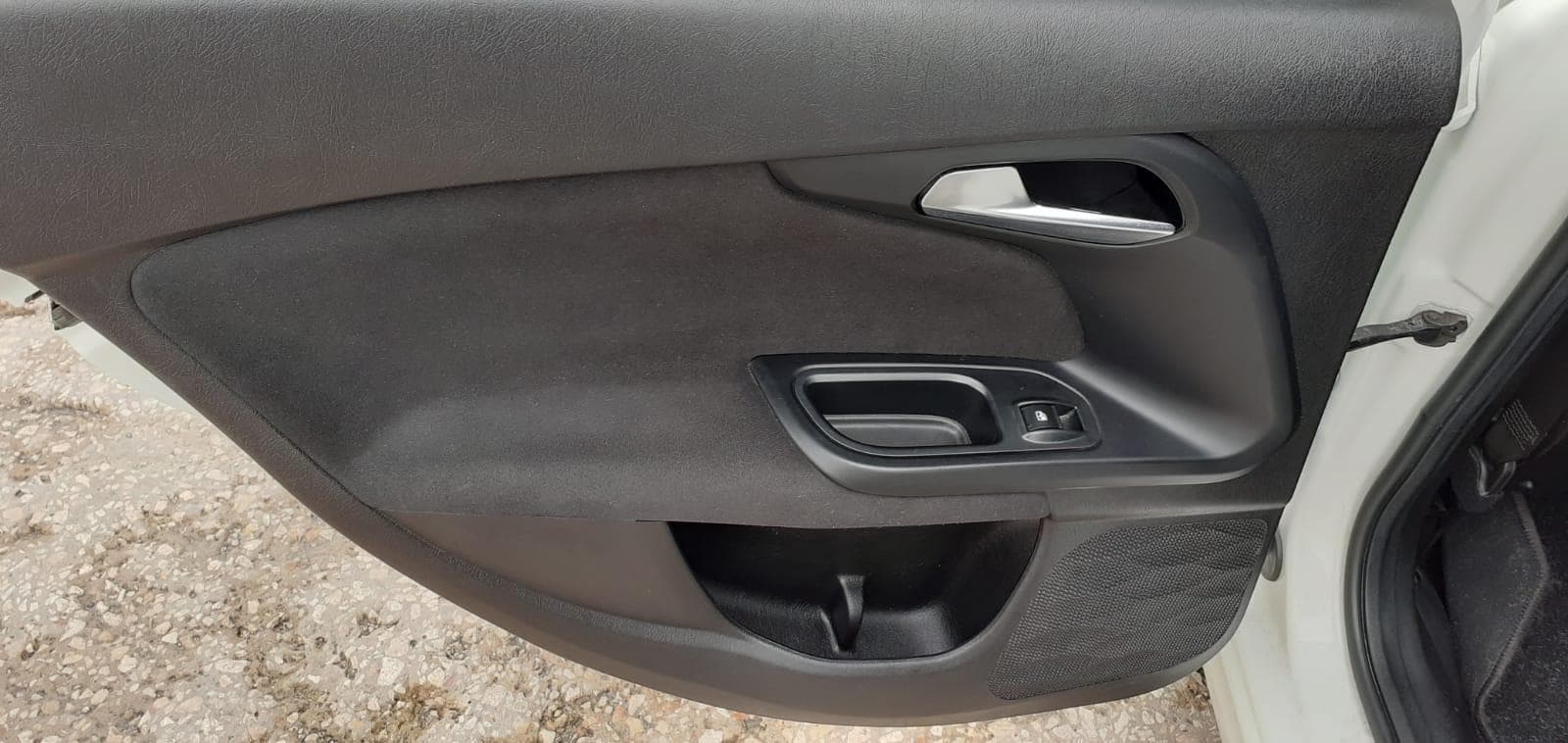 Fiat Tipo 1.2D · Ano 2015 — imagen 25