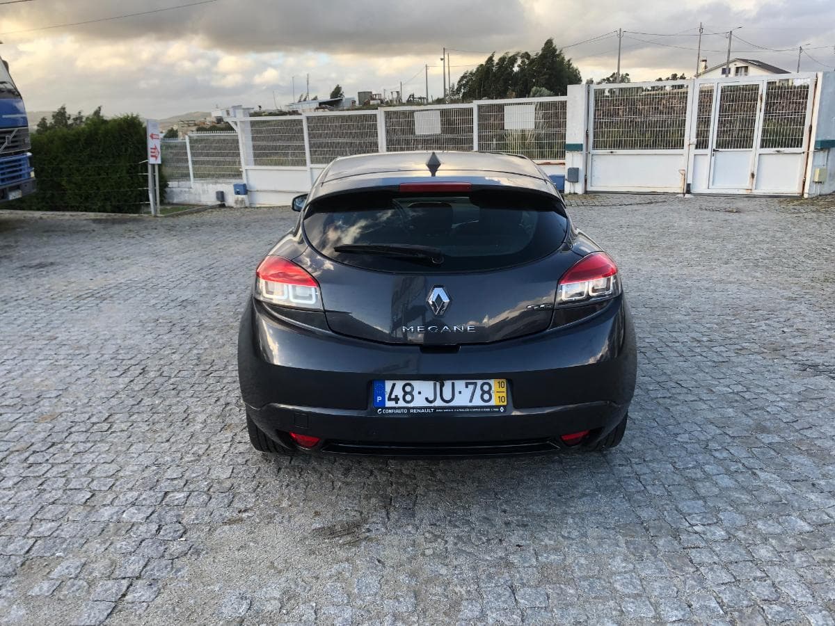 Renault Mégane 1.5 DCI · Ano 2010 — imagem 8