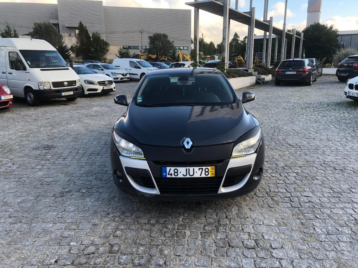 Renault Mégane 1.5 DCI · Ano 2010 — imagem 3