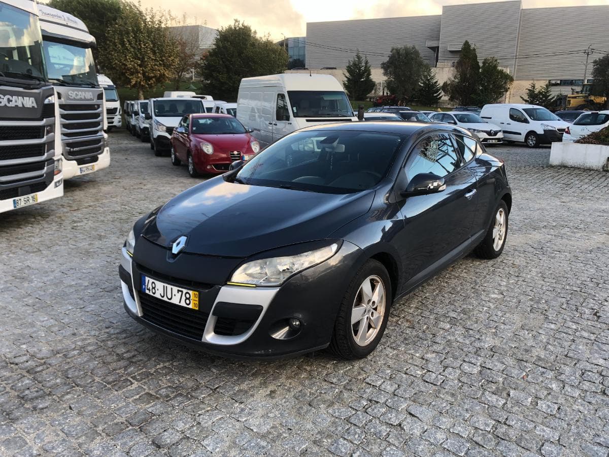 Renault Mégane 1.5 DCI · Ano 2010 — imagem 2