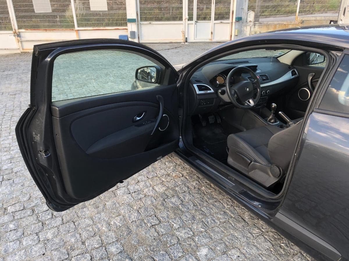 Renault Mégane 1.5 DCI · Ano 2010 — imagem 20