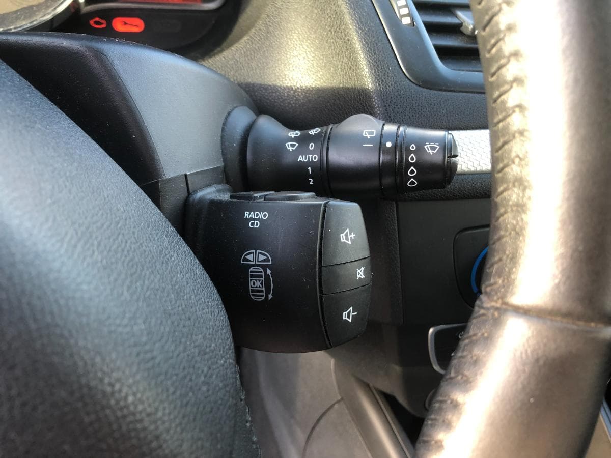 Renault Mégane 1.5 DCI · Ano 2010 — imagem 29