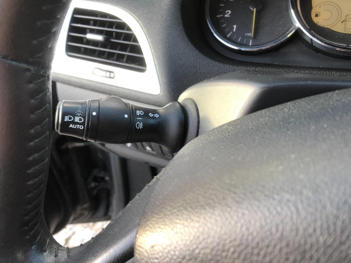 Renault Mégane 1.5 DCI · Ano 2010 — imagem 33